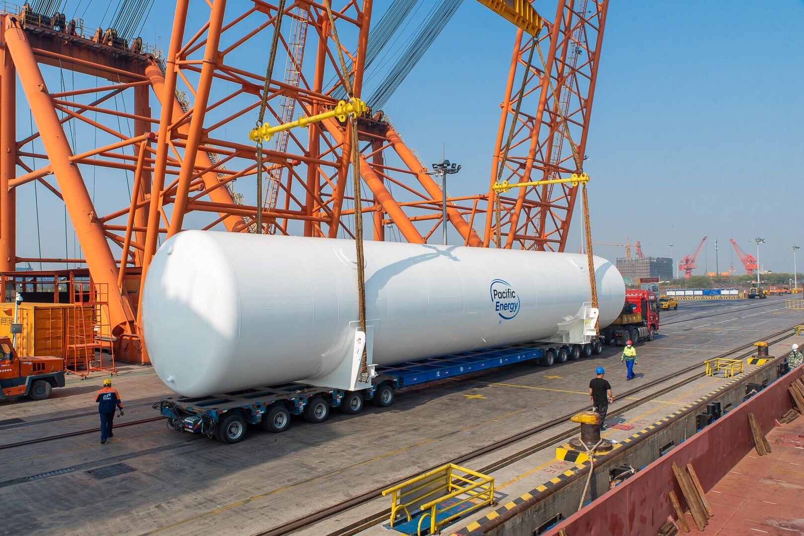 Pacific Energy LNG storage tank project